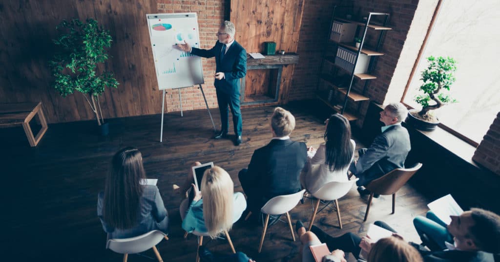 5 Critical Board Finance Committee Responsibilities