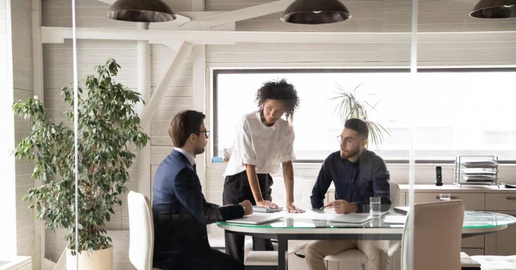 How to approve board meeting minutes